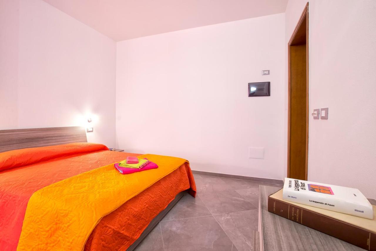 אלגהרו Nonna Adelina Apartments & Rooms מראה חיצוני תמונה
